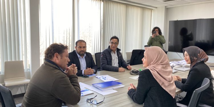 Directora de la Oficina Comercial de Indonesia en Chile realiza histórica visita a la Región del Maule invitada por Sercotec