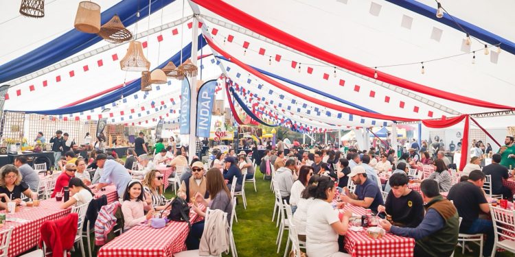 Municipalidad de Talca suspende última jornada de fondas y ramadas del Parque Río Claro